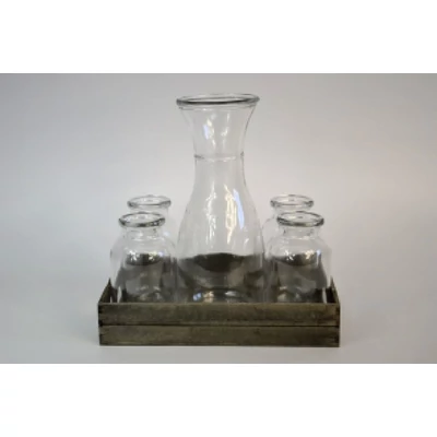 Palack poharakkal díszdobozban